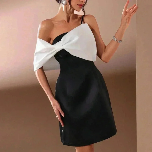 Dresses & Skirts - Black Elegant Women's Short Party Dress With Color Block Design & Bow Decor